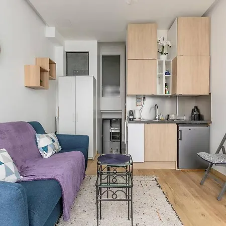 Appartement Triplex En Plein Centre De *